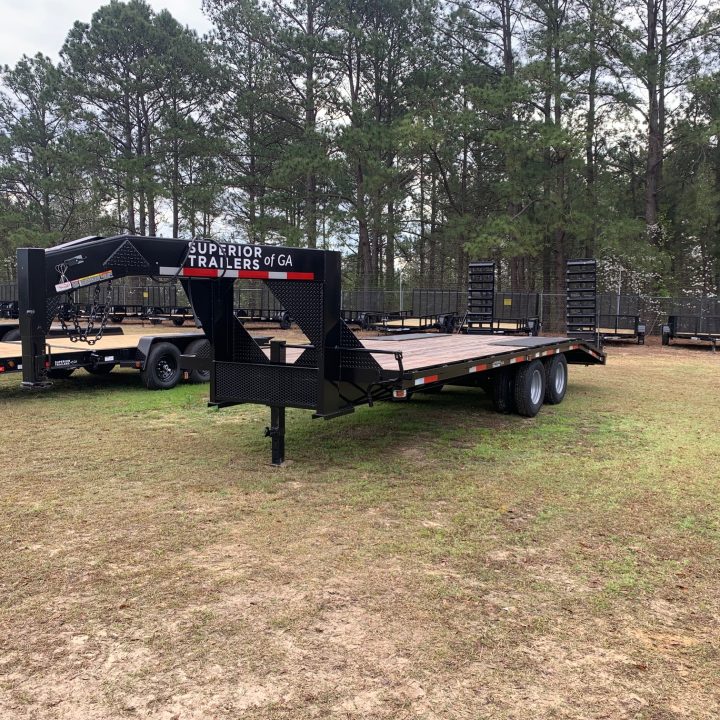 26k Gooseneck Flatbed - 24'