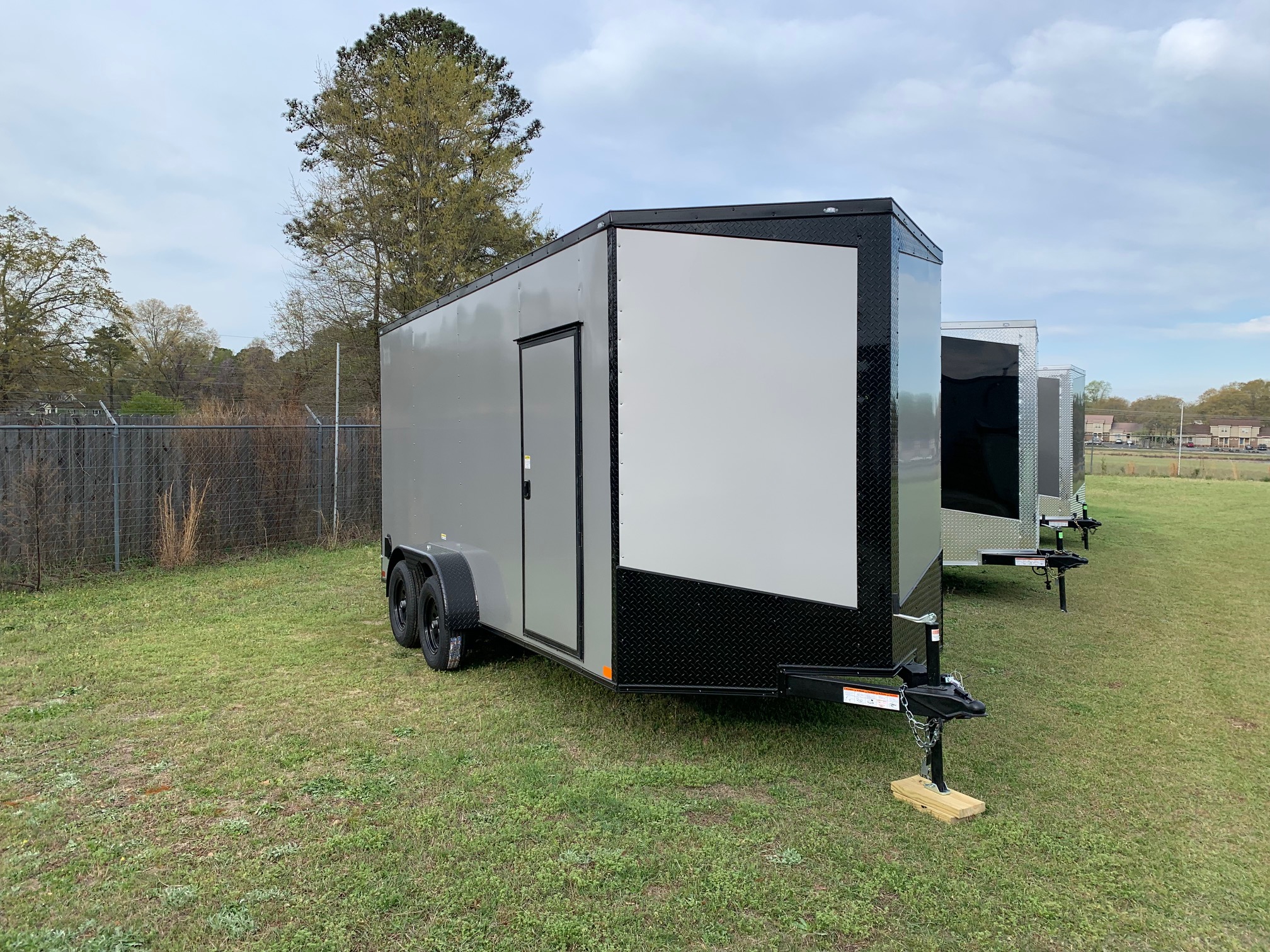 7x16 - Silver Blackout - 7'3"